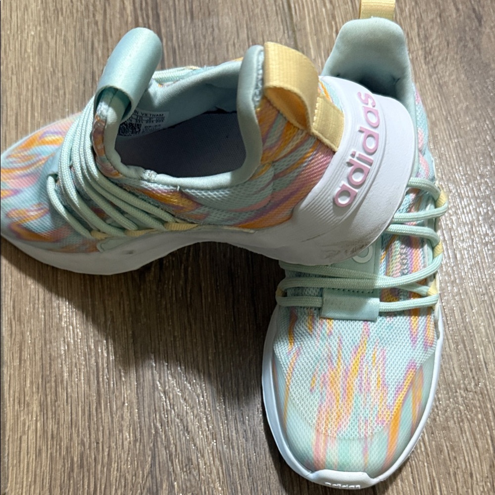 Youth Adidas Pastel Wave Sneakers